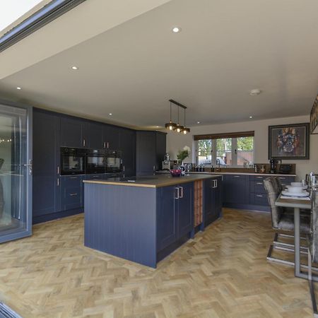 Ketley Vallens Telford Exterior foto